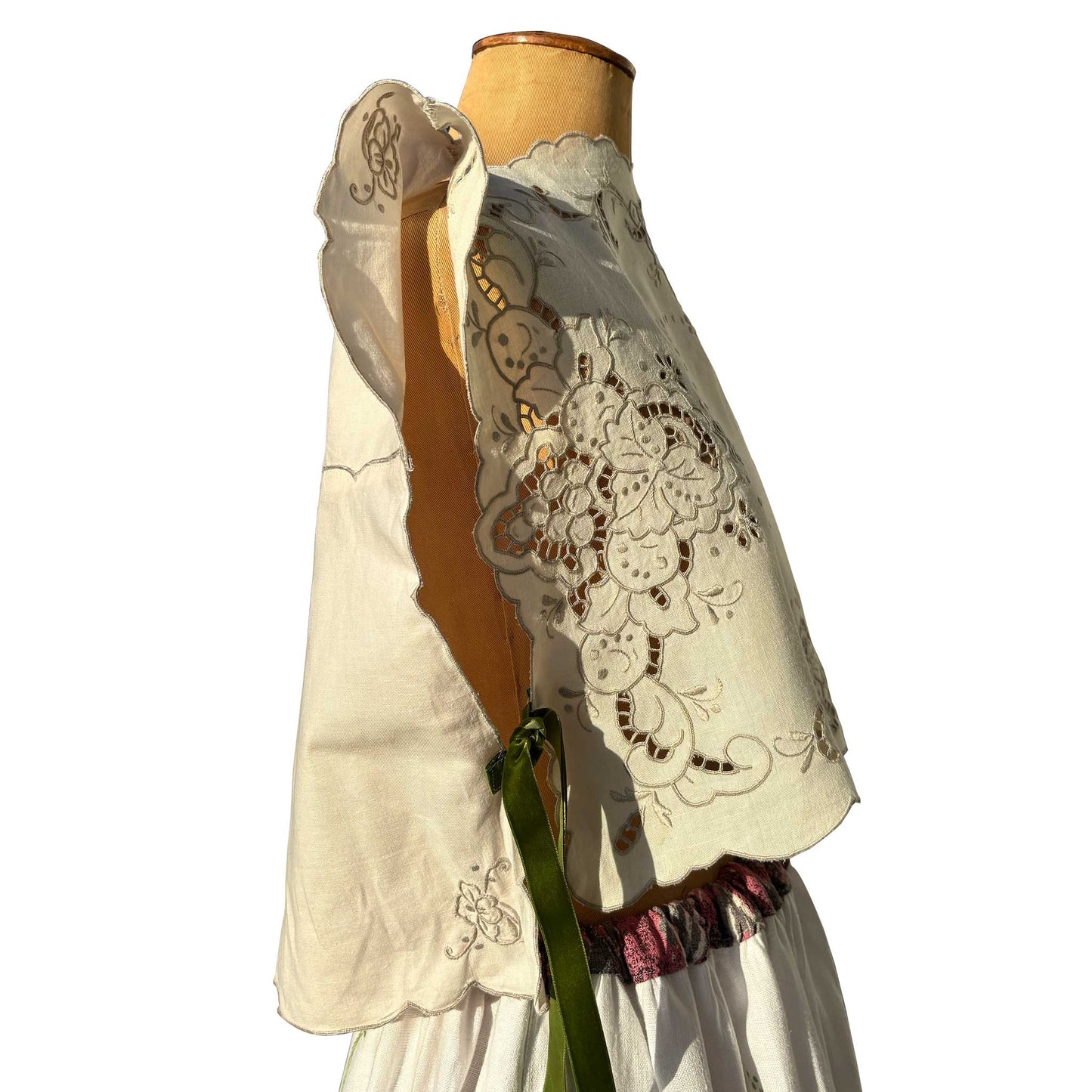 Cut work top | Vintage linen popover blouse